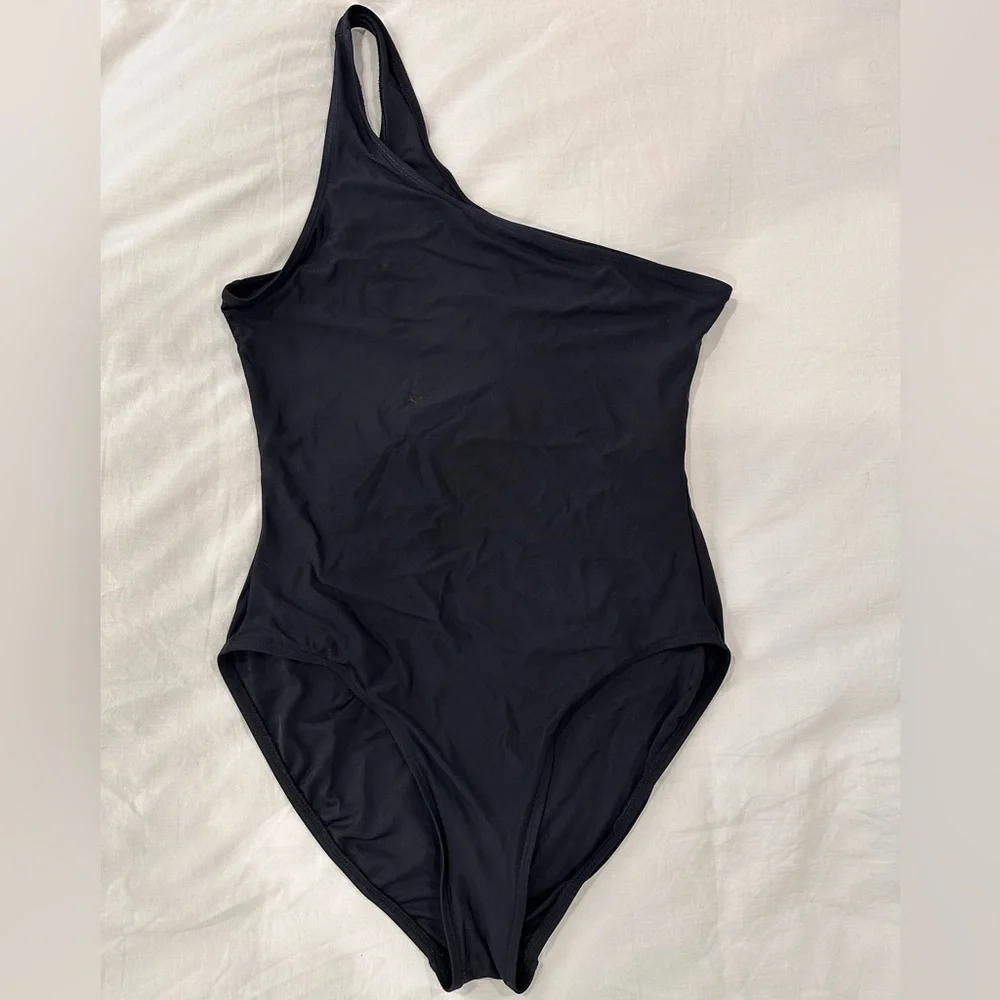 Norma Kamali- One Shoulder Black One Piece - Picture 1 of 3